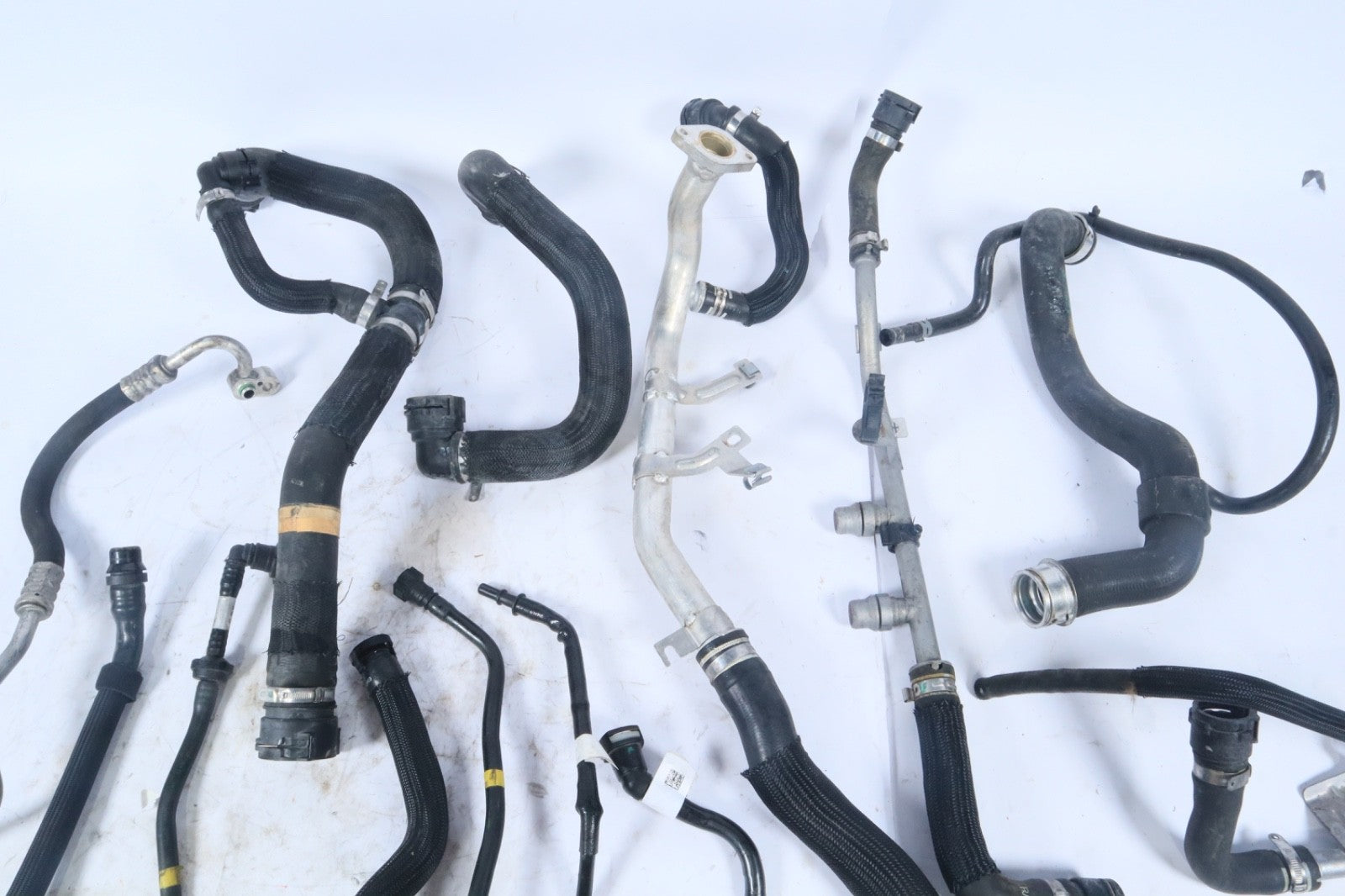 2018-2024 ALFA ROMEO STELVIO 2.0L ENGINE COOLANT PIPE SET OEM