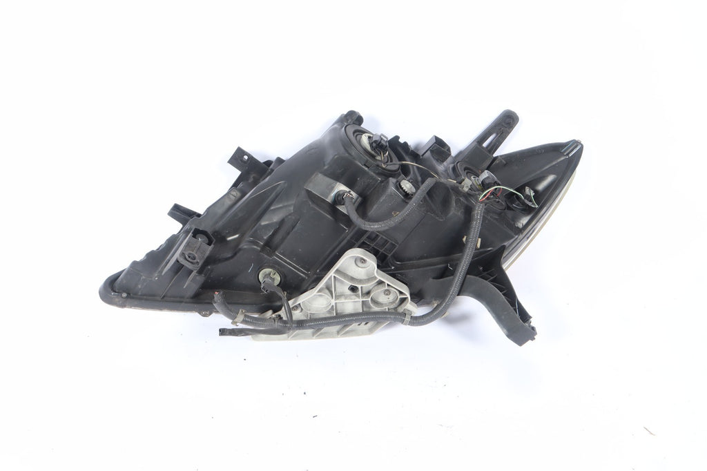 2013–2016 NISSAN PATHFINDER RIGHT PASSENGER HEADLIGHT OEM