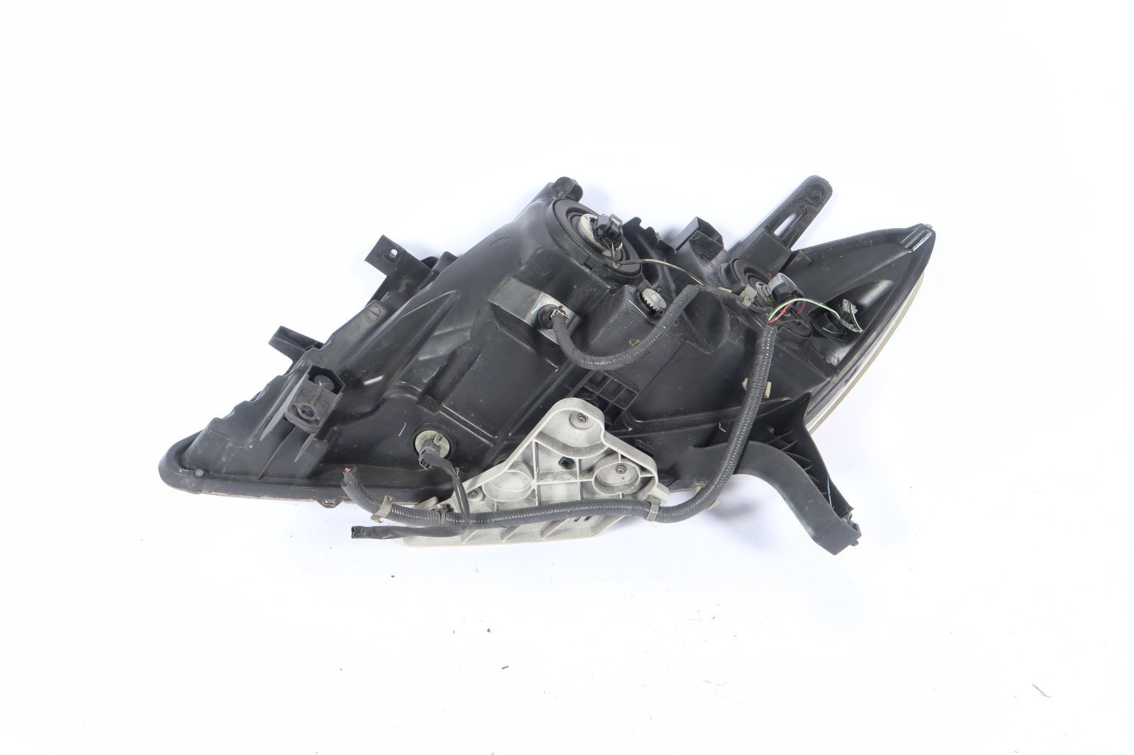 2013–2016 NISSAN PATHFINDER RIGHT PASSENGER HEADLIGHT OEM