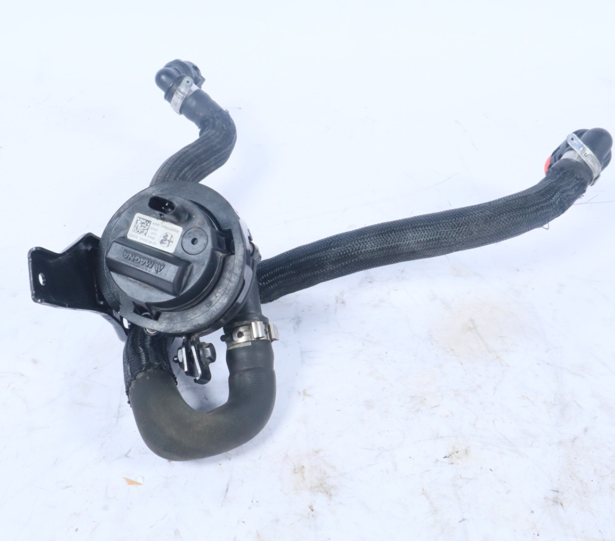 2017-2023 ALFA ROMEO STELVIO ENGINE COOLANT AUXILIARY WATER PUMP OEM