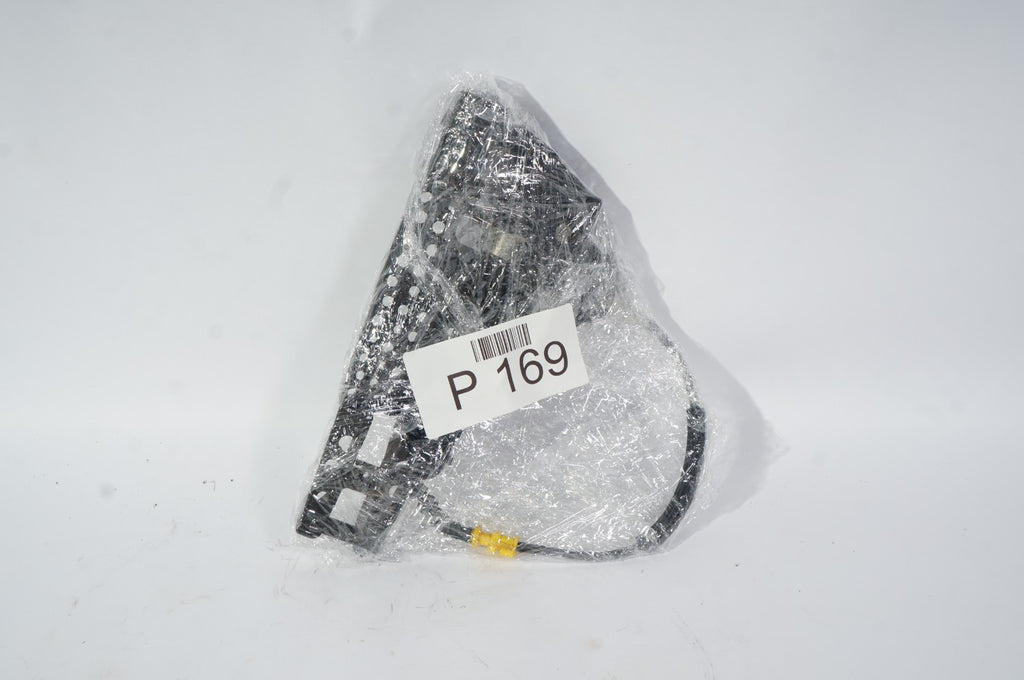 2012-2018 AUDI A6 C7 A7 REAR LEFT DRIVER SIDE EXTERIOR DOOR HANDLE BRACKET OEM
