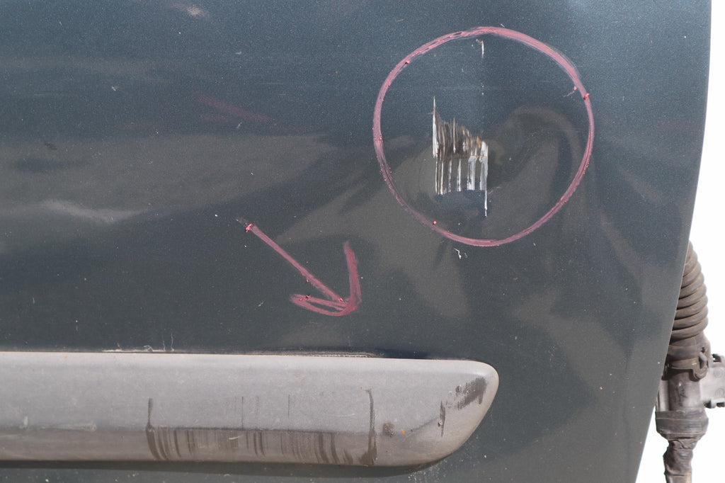 2001-2003 CHRYSLER TOWN & COUNTRY FRONT RIGHT DOOR SHELL OEM ONLY PICK UP!!!