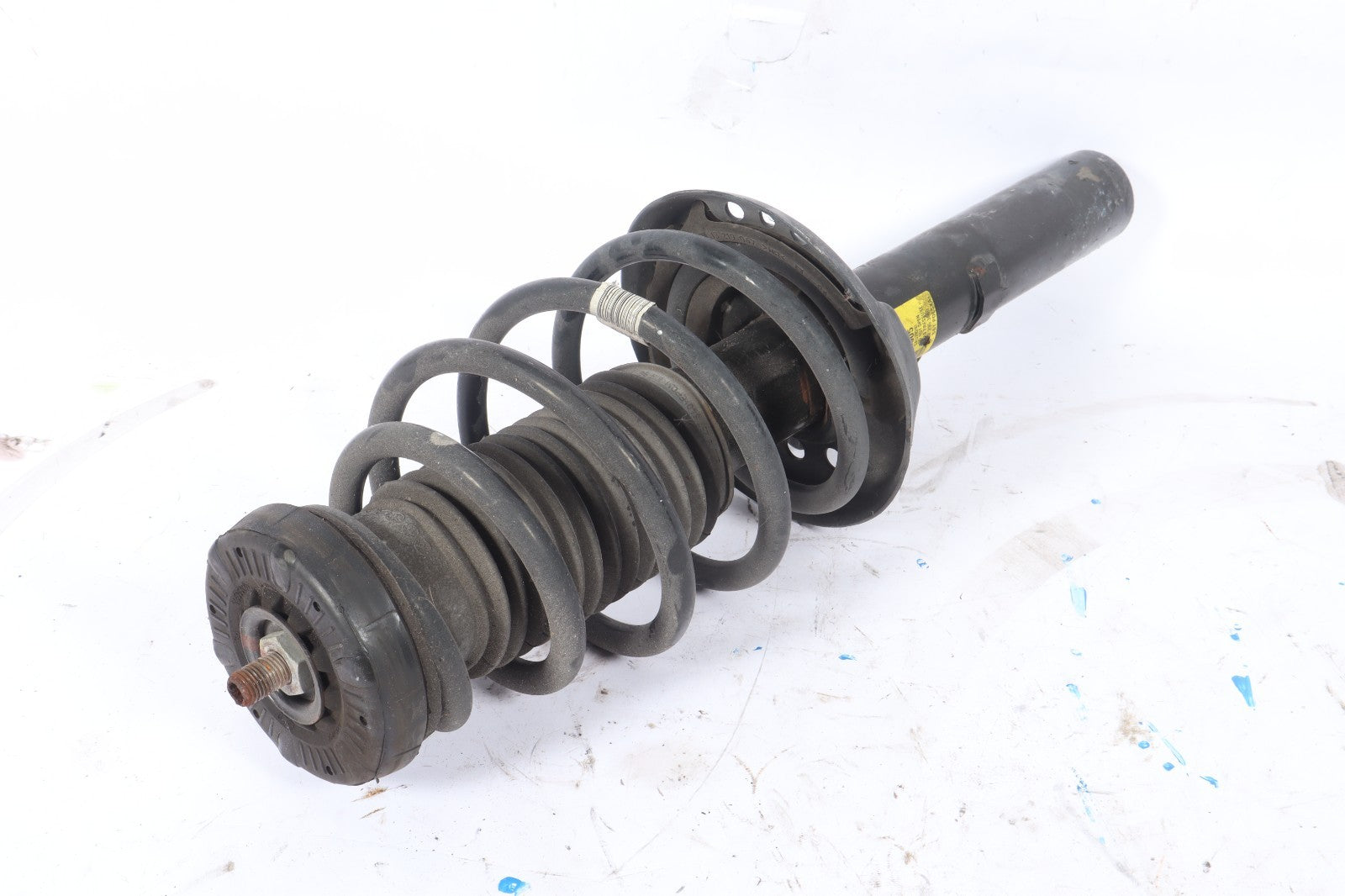 2016-2019 BUICK CASCADA FRONT LEFT STRUT OEM 39013264