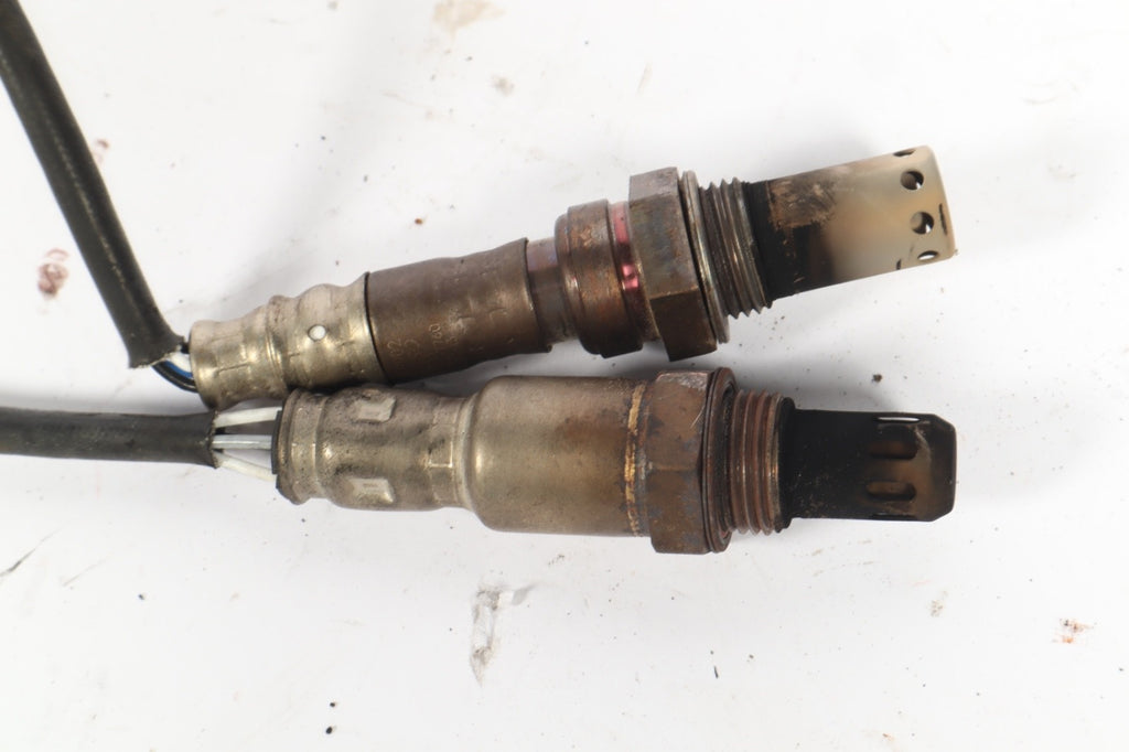 2016-2019 BUICK CASACADA EMISSION O2 SENSOR 55570074 OEM