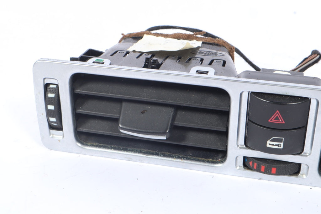 2010-2012 LAND ROVER RANGE ROVER HSE L322 CENTER DASH AIR VENT PGJB0500240PUY