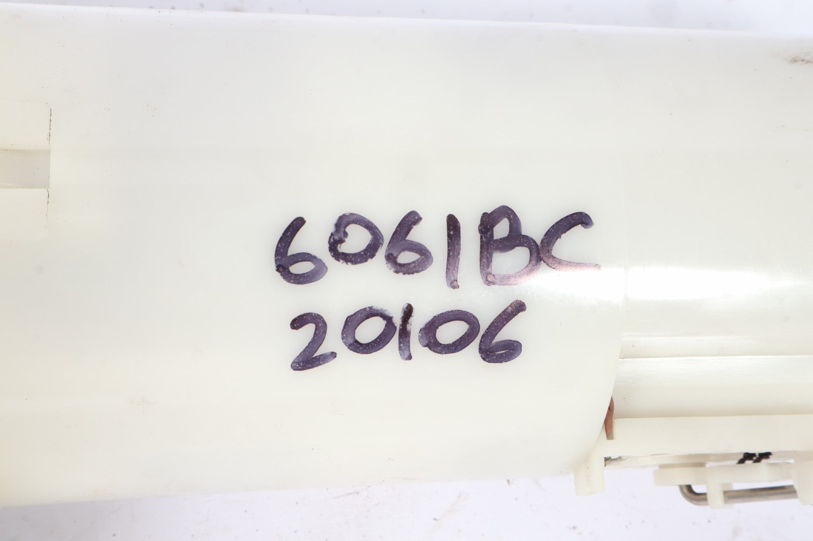 2004-2005 DODGE GRAND CARAVAN ELECTRIC FUEL PUMP MODULE OEM
