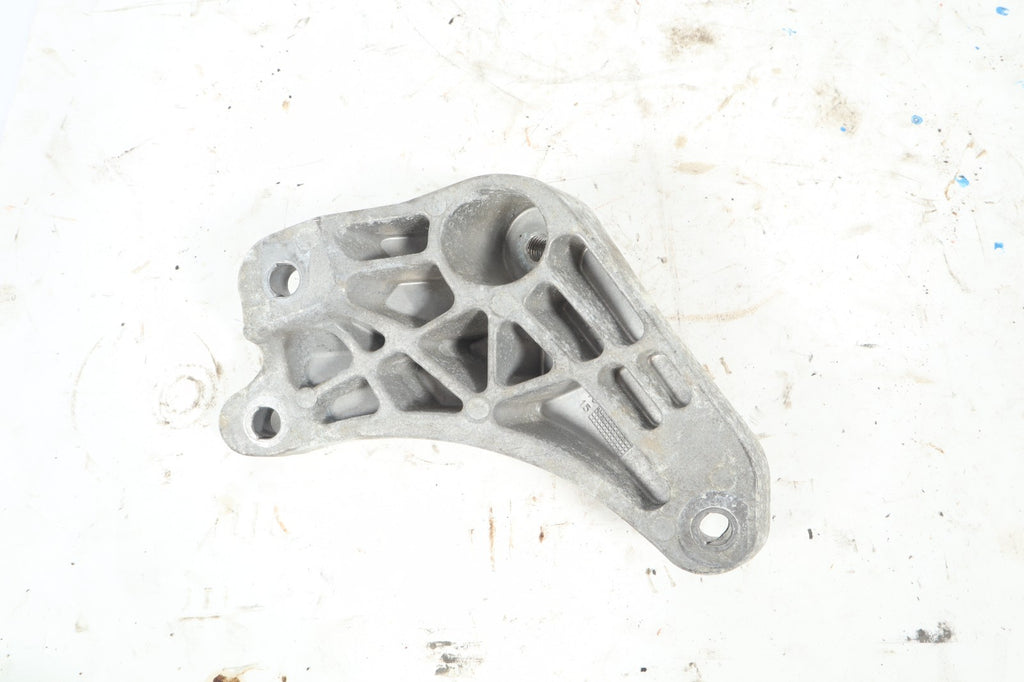 2012 VOLVO C70 ENGINE BRACKET LEFT SIDE OEM 3778794