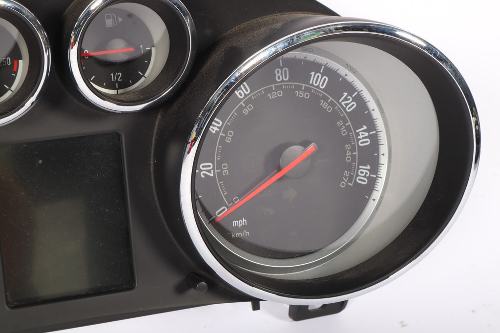 2016 – 2019 Buick Cascada Instrument Cluster Speedometer Tachometer OEM
