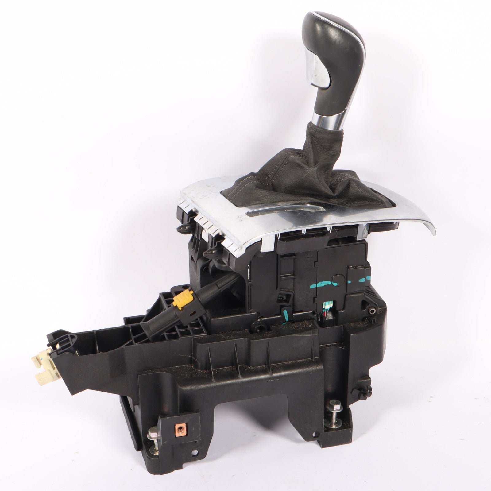 2015 - 2019 BUICK CASCADA AUTOMATIC TRANSMISSION SHIFT LEVER ASSEMBLY 13348735