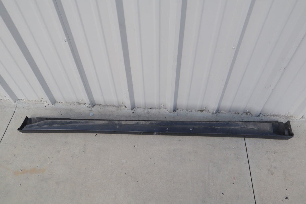 2014 - 2019 Mitsubishi Outlander Right Rocker Molding OEM