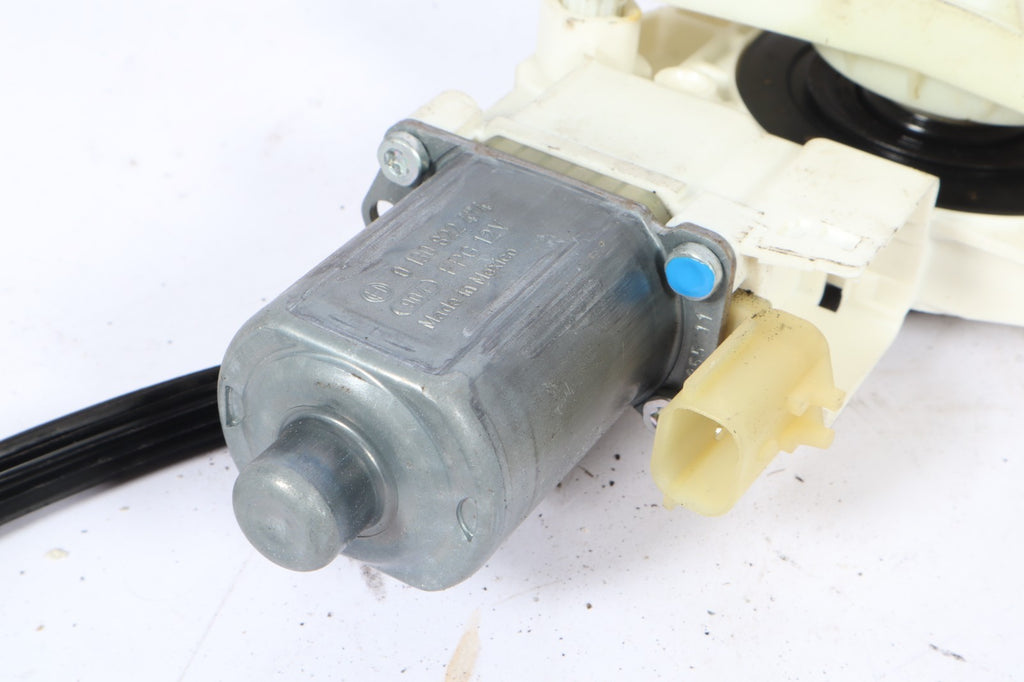2009-2020 DODGE JOURNEY FRONT RIGHT WINDOW REGULATOR ELECTRIC MOTOR OEM