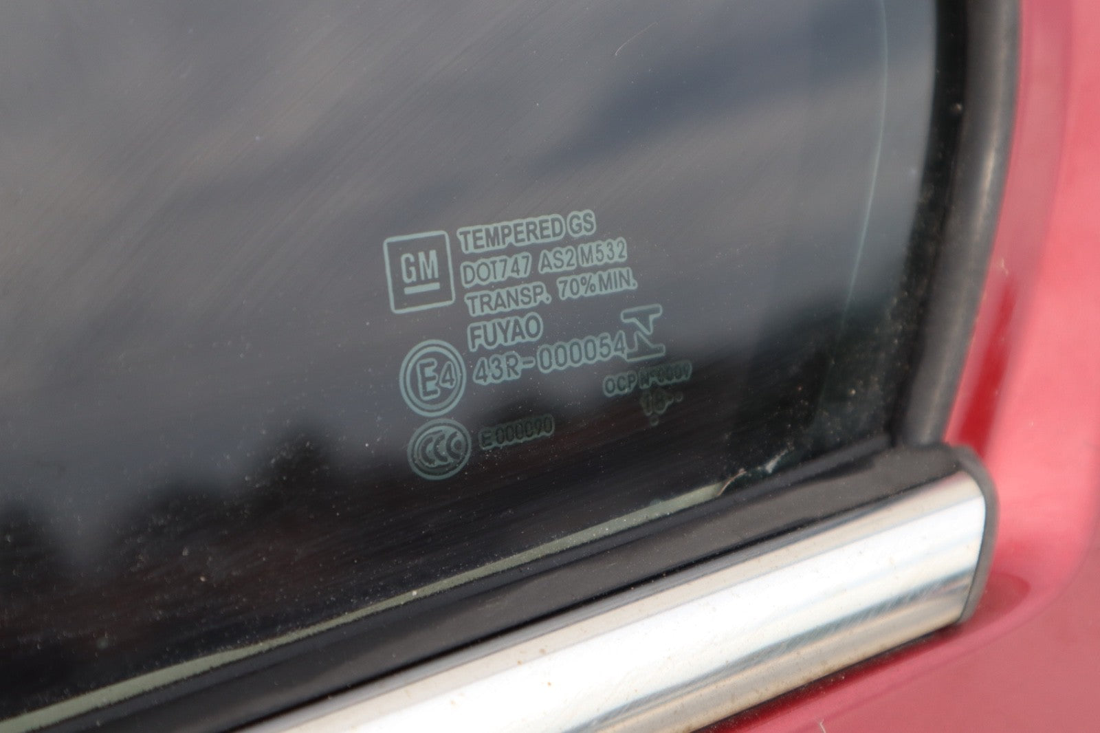 2017-2019 CHEVROLET SONIC REAR LEFT DOOR SHELL OEM ONLY PICK UP!!!