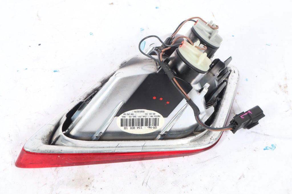2016–2019 BUICK CASCADA RIGHT SIDE INNER TRUNK TAIL LIGHT LAMP OEM  13483118