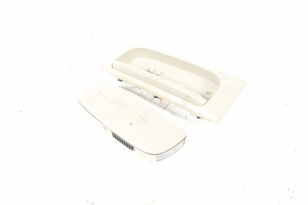 2011-2013 GRAND CARAVAN TOWN & COUNTRY LAMP FLASHLIGHT OEM 1GA2TRMAA