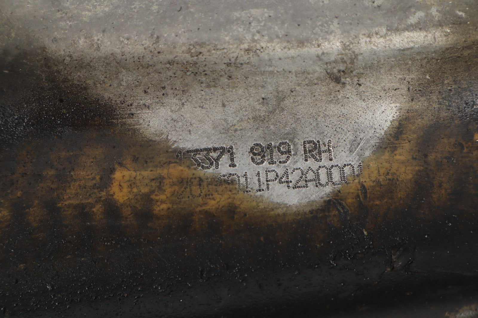 2016-2019 BUICK CASCADA FRONT RIGHT LOWER CONTROL ARM OEM 13371819