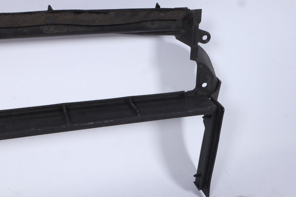 2012-2019 CHEVROLET SONIC RADIATOR LOWER COVER BAFFLE OEM 42391601