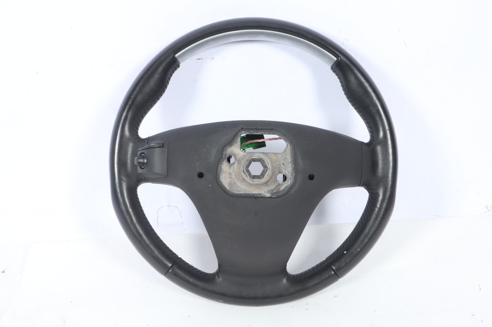 2005-2013 VOLVO S40 V50 C30 C70 T5 LEATHER PERFORATED STEERING WHEEL OEM