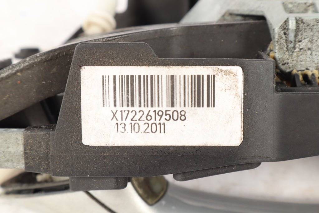 2012-2018 BMW 640i 650i Front Left Driver Side Exterior Door Handle OEM