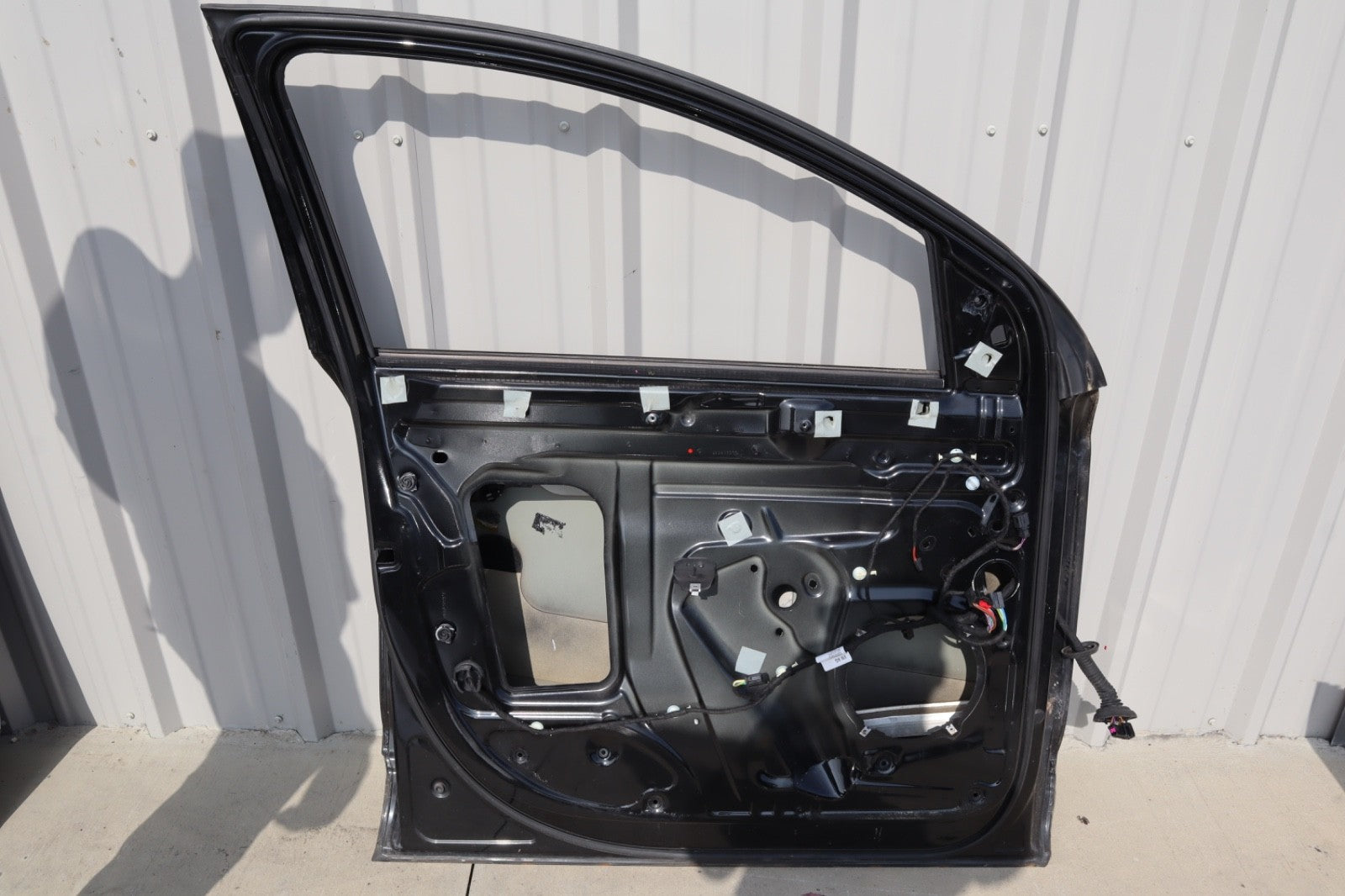 2007 - 2015 Audi Q7 Front Left Driver Side Door Shell OEM Black
