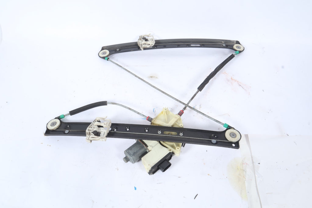 2004-2010 BMW X3 FRONT RIGHT WINDOW REGULATOR OEM 6925964