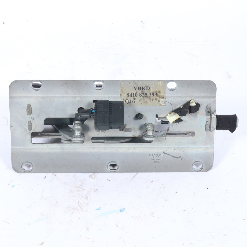 2006-2009 AUDI A4 B7  CONVERTIBLE ROOF COVER LOCK / RELEASE MOTOR 8H0825399 OEM
