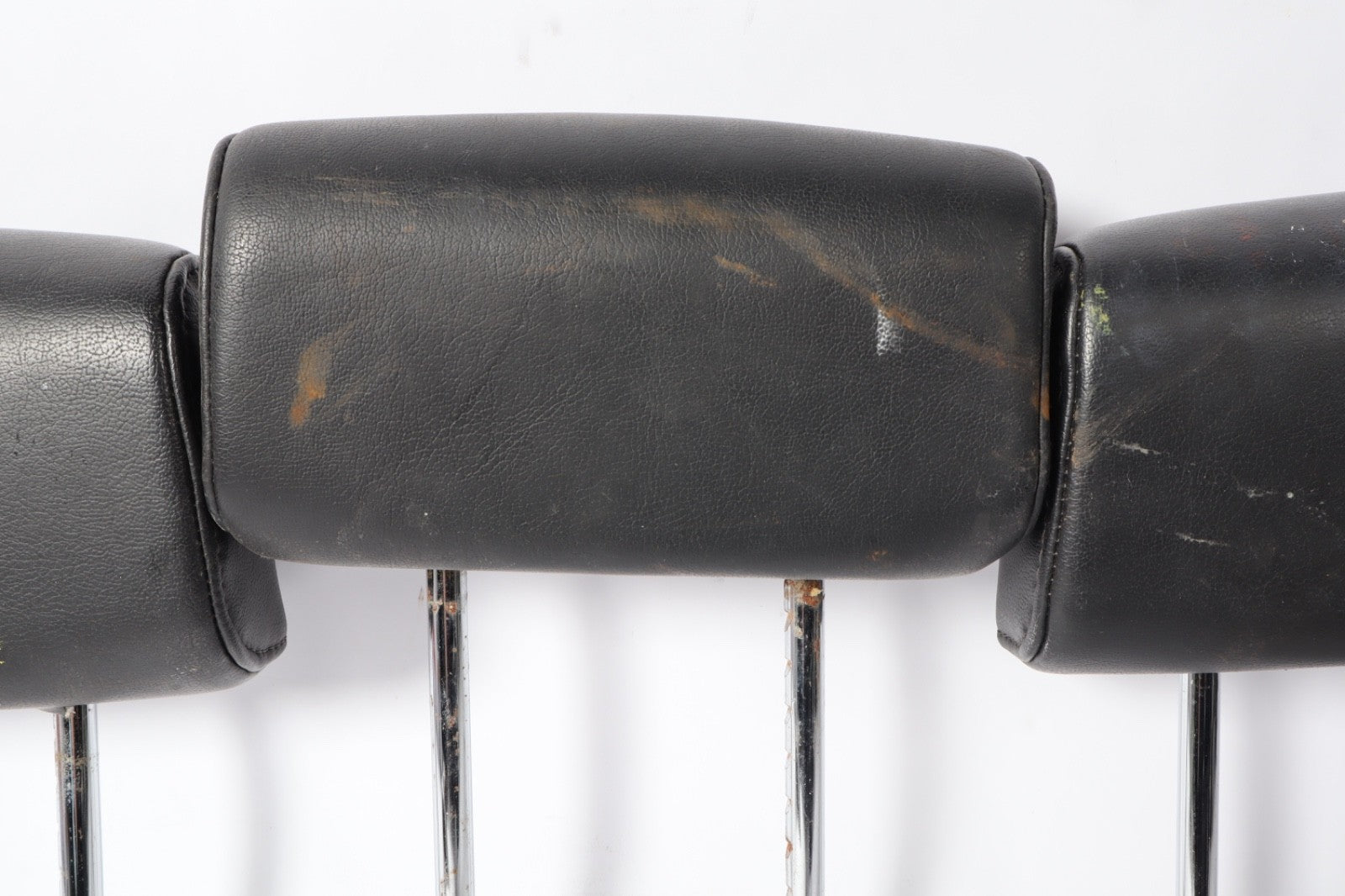 2005-2007 NISSAN ARMADA BLACK LEATHER HEADRESTS SET OEM