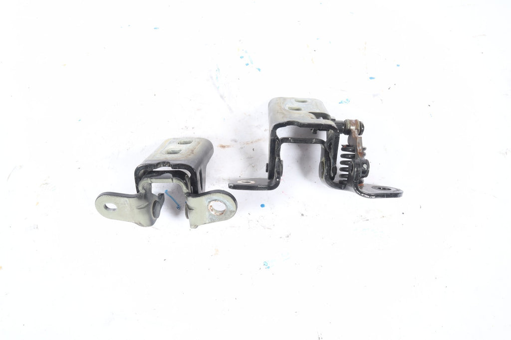2008-2020 GRAND CARAVAN TOWN COUNTRY FRONT RIGHT PASSENGER DOOR HINGE PAIR OEM