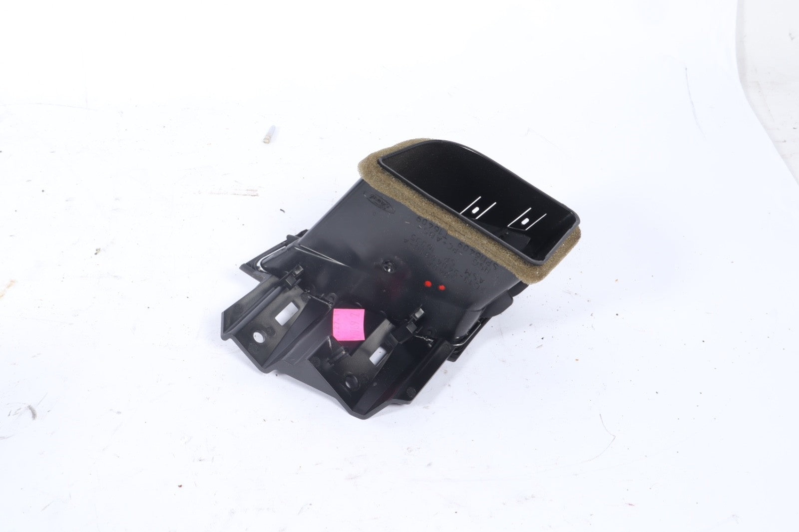 2010-2019 Ford Taurus Front Dash Right AC  Heater Air Vent BG13-54046B30-A OEM