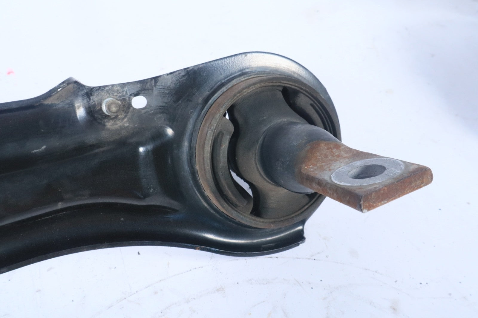 2014-2017 HONDA ODYSSEY FWD REAR RIGHT TRAILING LOWER CONTROL ARM OEM