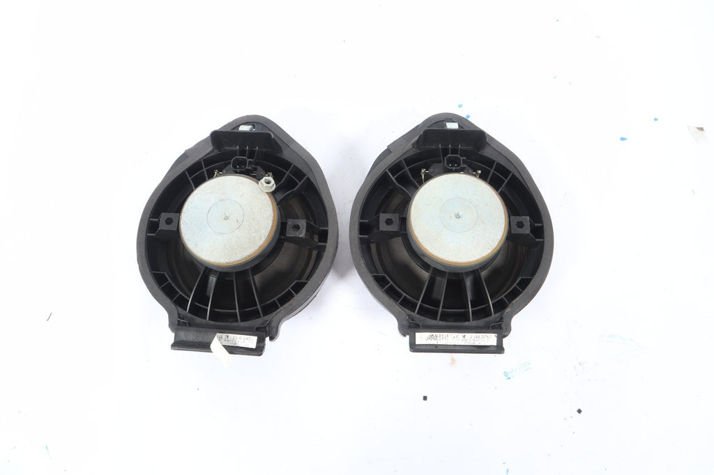 2016-2019 BUICK CASCADA FRONT LEFT/RIGHT AUDIO SPEAKER SET OEM