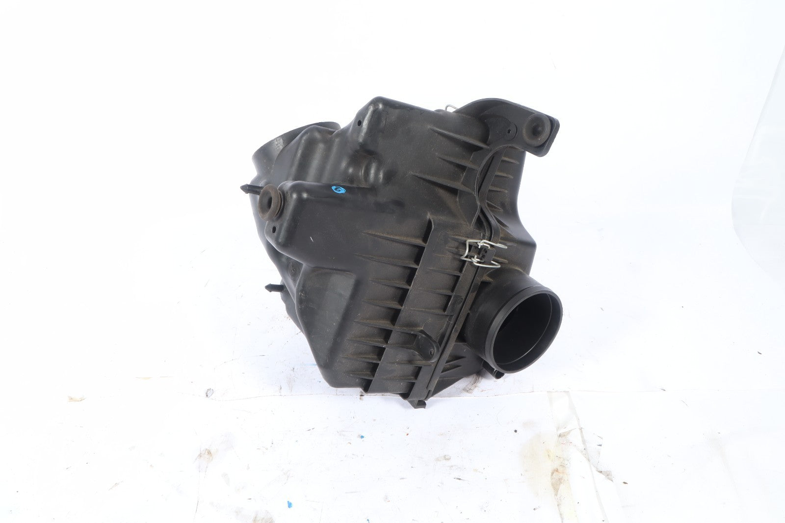 2008-2020 DODGE GRAND CARAVAN AIR CLEANER BOX ASSEMBLY 04861729AB OEM