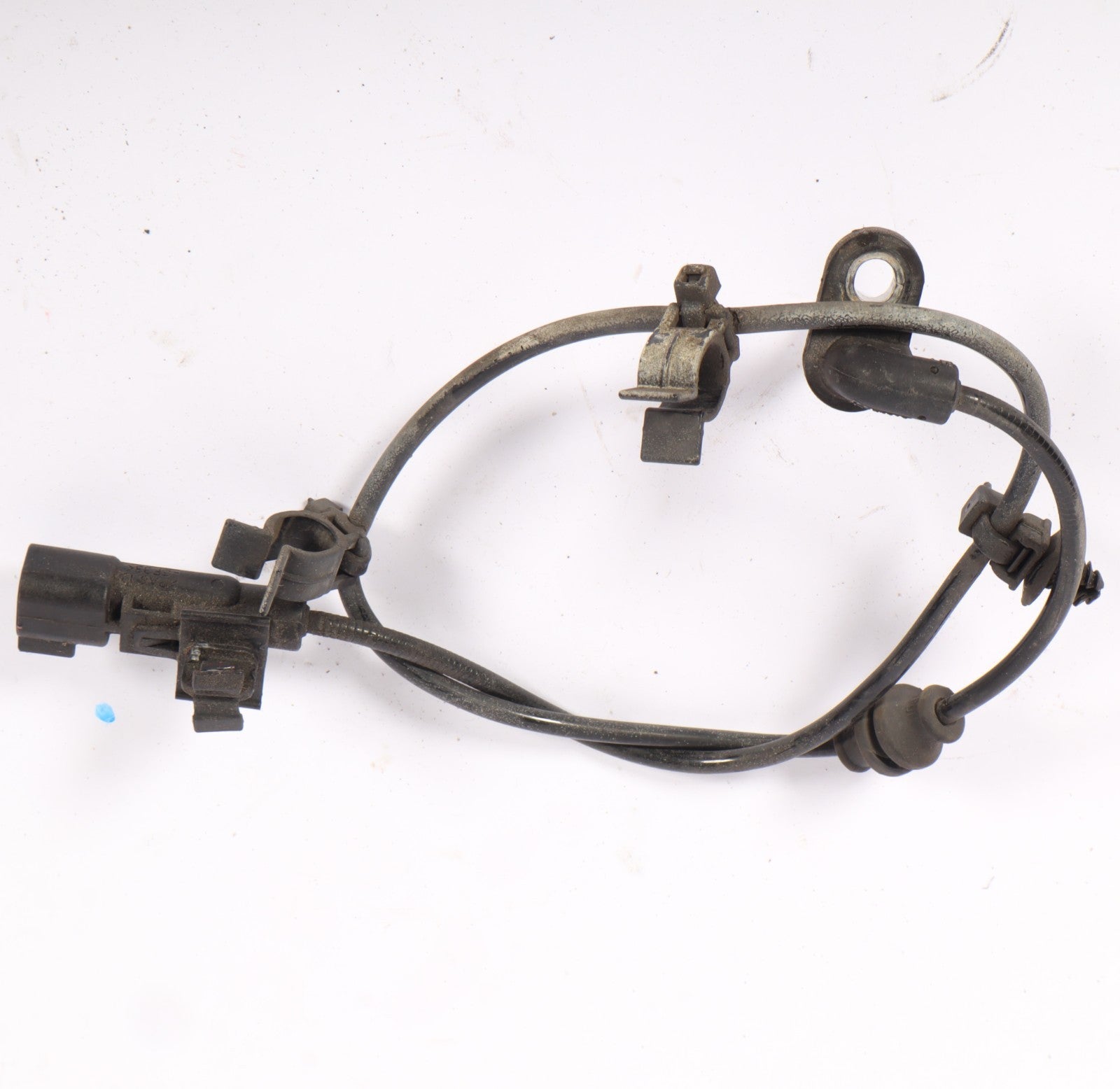2016 2017 2018 2019 Buick Cascada OEM Front ABS Speed Sensor 13470643