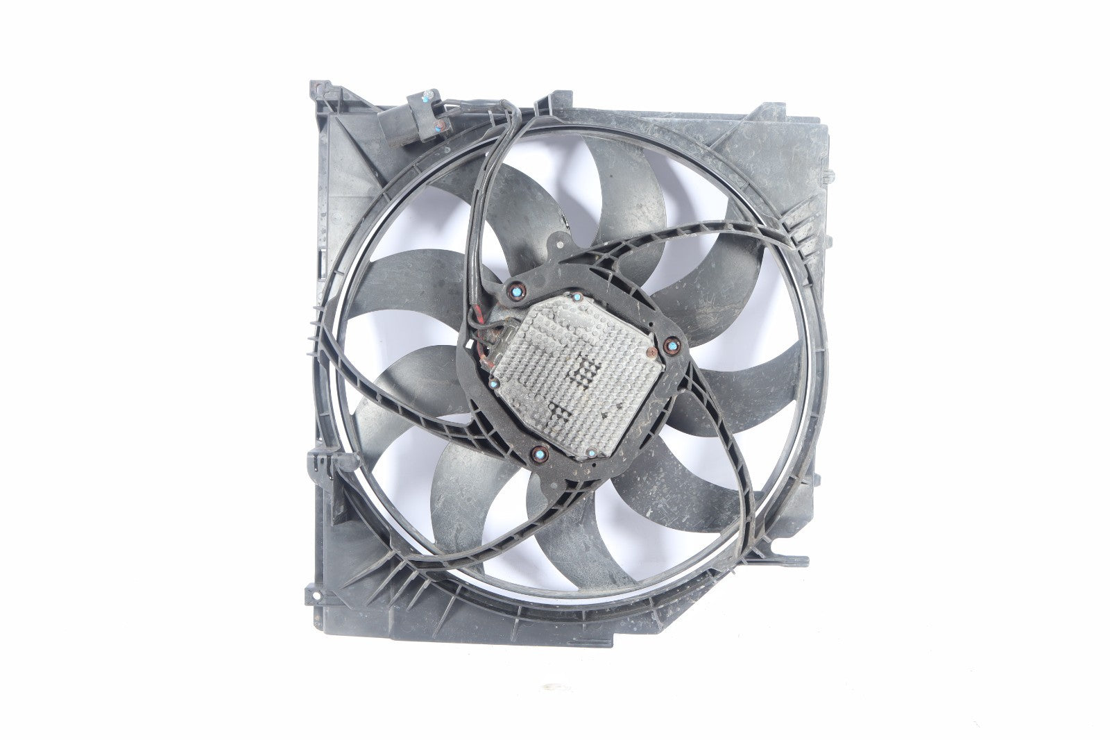 2004-2010 BMW X3 RADIATOR COOLING FAN MOTOR & SHROUD 1A030569-F02 OEM