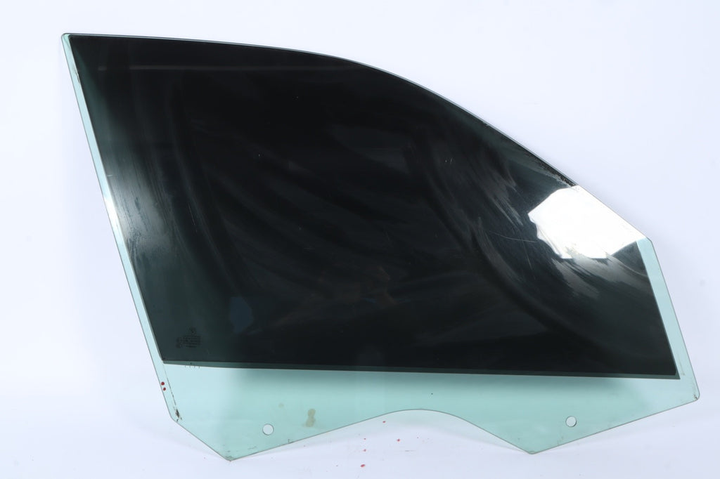 2004-2010 BMW X3  RIGHT FRONT WINDOW DOOR GLASS OEM