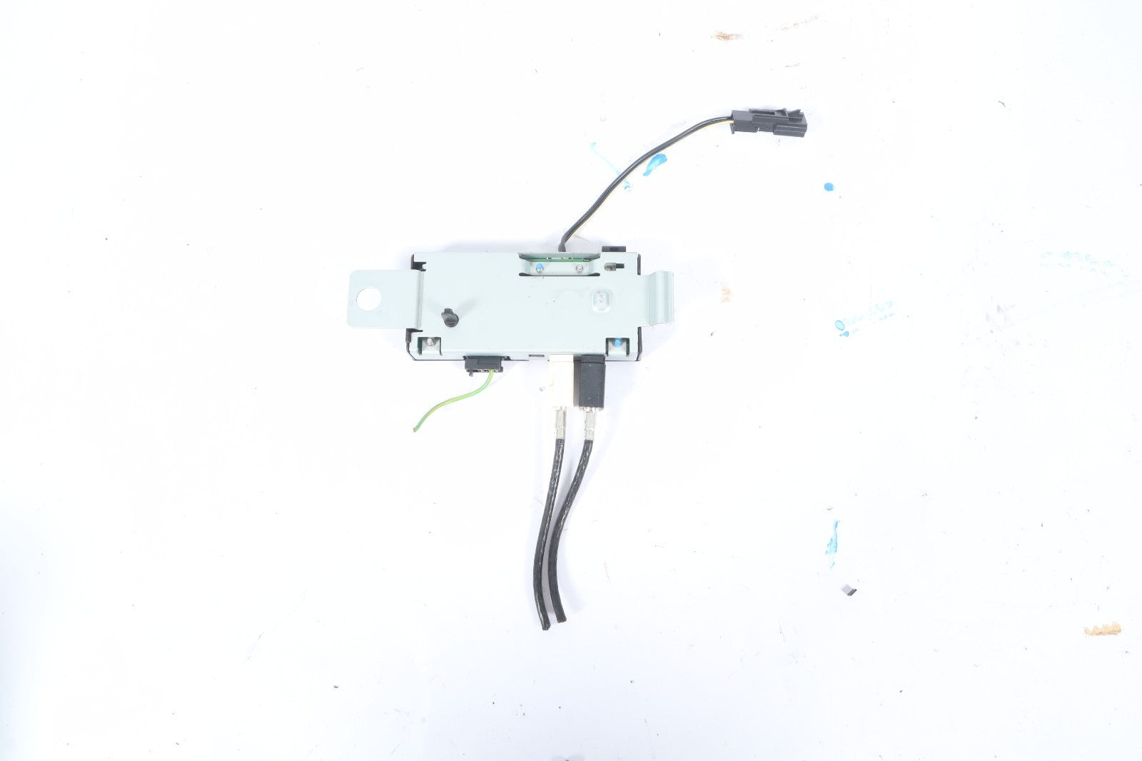 2016-2019 BUICK CASCADA RADIO ANTENNA AMPLIFIER ONTROL MODULE OEM 13381954