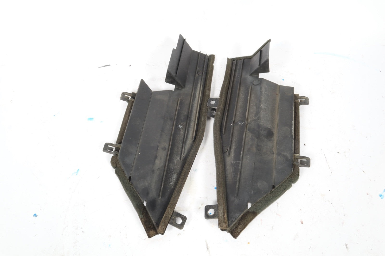 2013 - 2017 Nissan Leaf Left And Right Condenser OEM