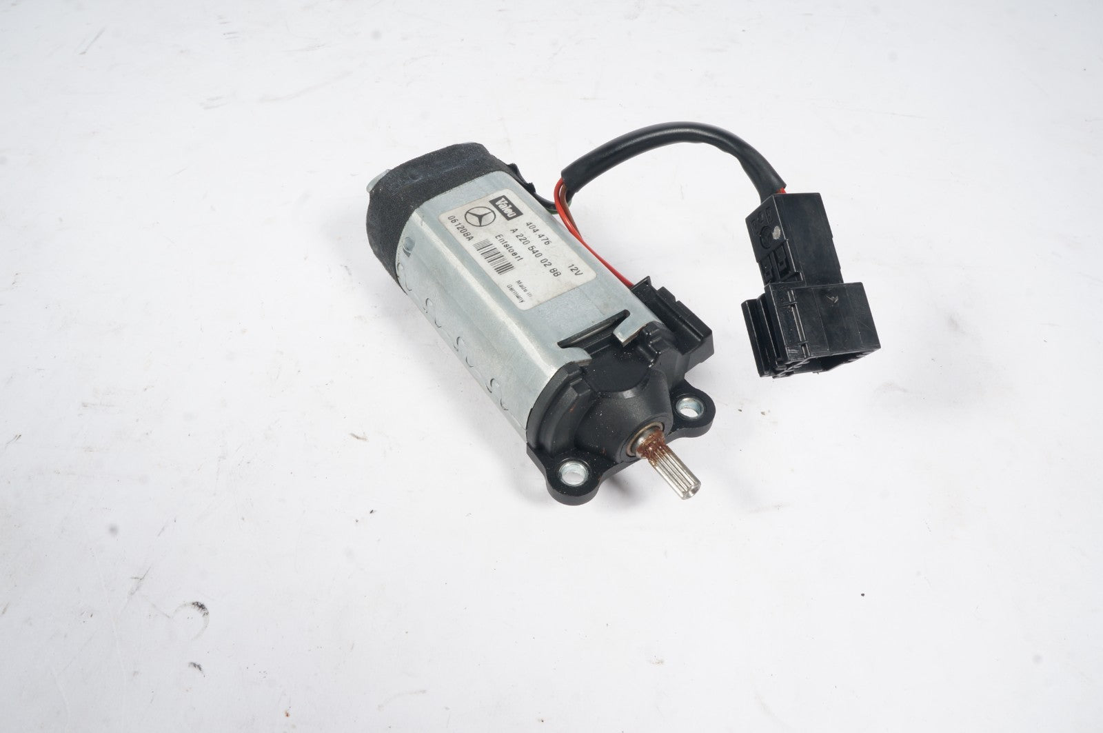 Mercedes W211 W220 W209 Wheel Steering Column Drive Motor Tilt Motor 2205400288
