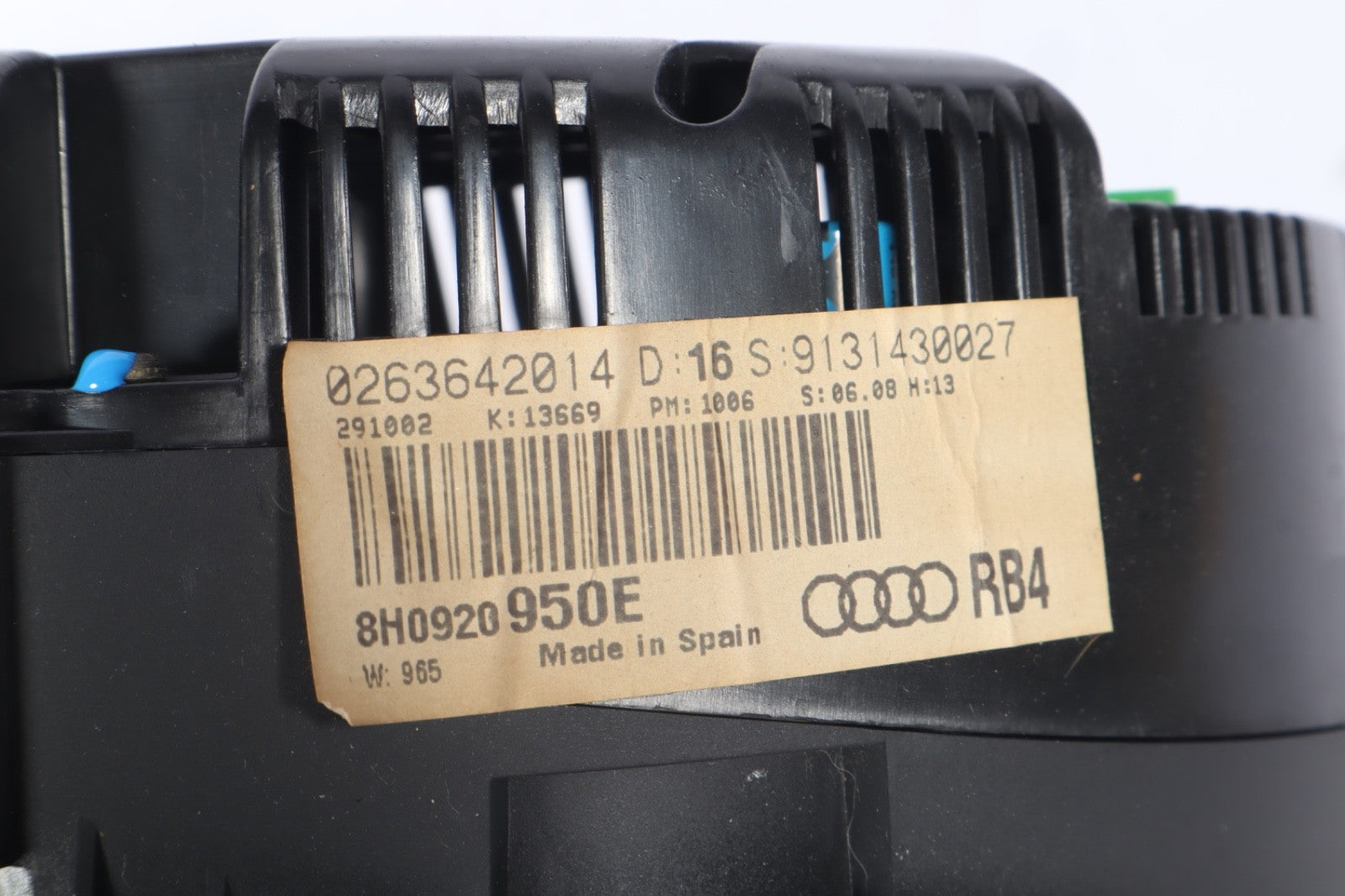 2003 - 2006 AUDI A4 Speedometer Gauge Instrument Cluster MPH 8H0920950E OEM