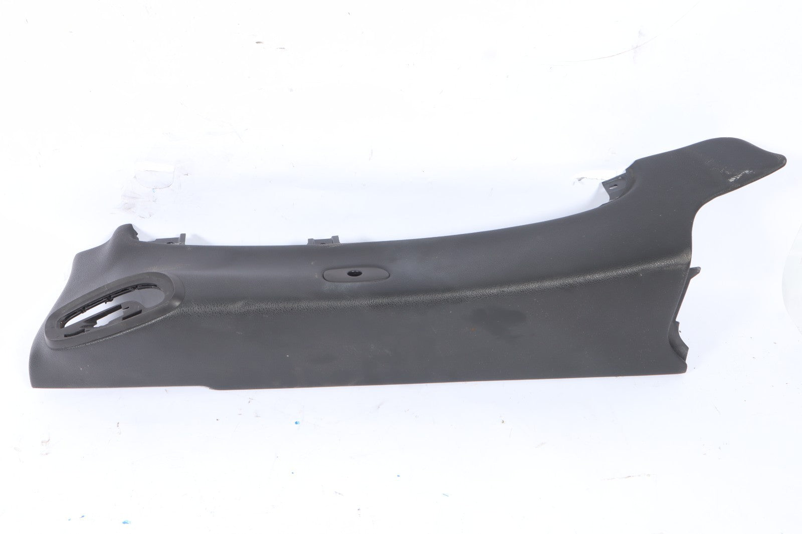 2016-2019 BUICK CASCADA DRIVER SIDE BODY SIDE REAR TRIM PANEL 39035369 OEM