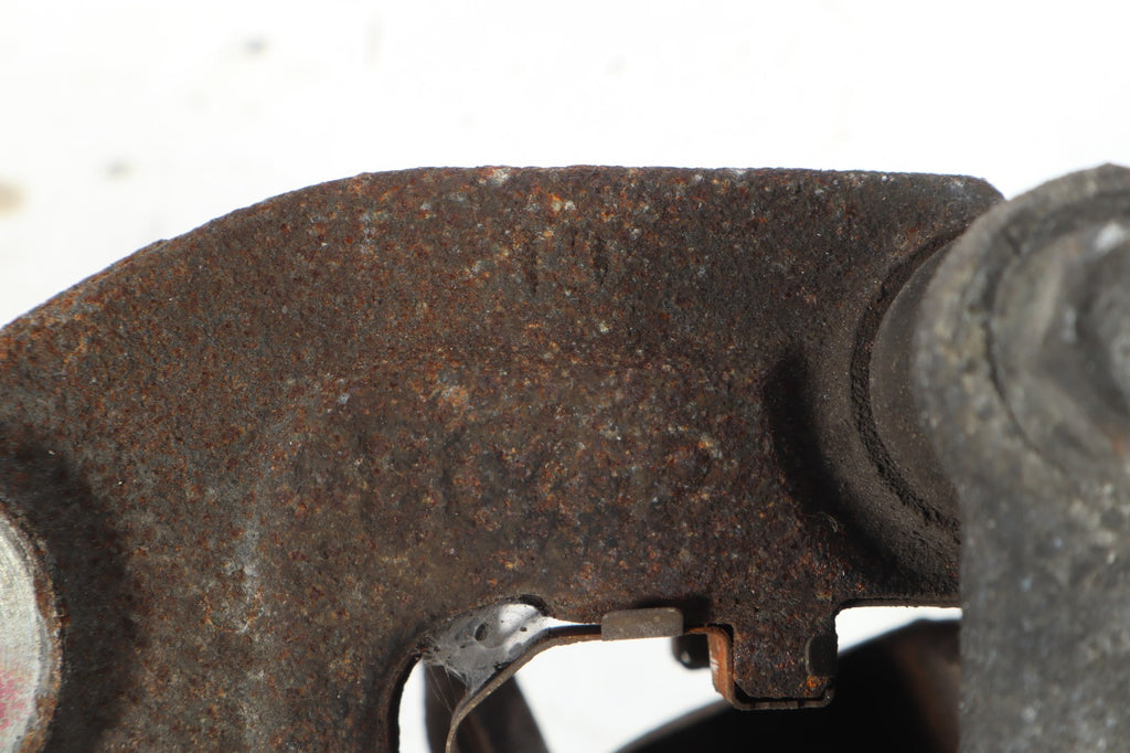 2016–2019 BUICK CASCADA FRONT RIGHT BRAKE CALIPER OEM