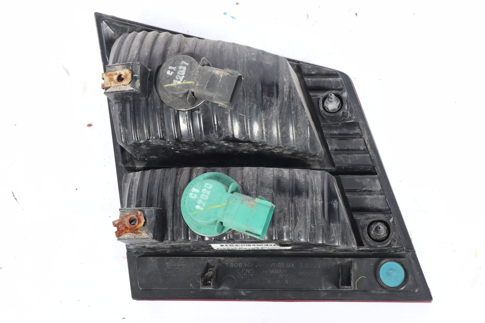 2009-2020 DODGE JOURNEY RIGHT INNER LEFTGATE TRUNK TAIL LIGHT LAMP OEM