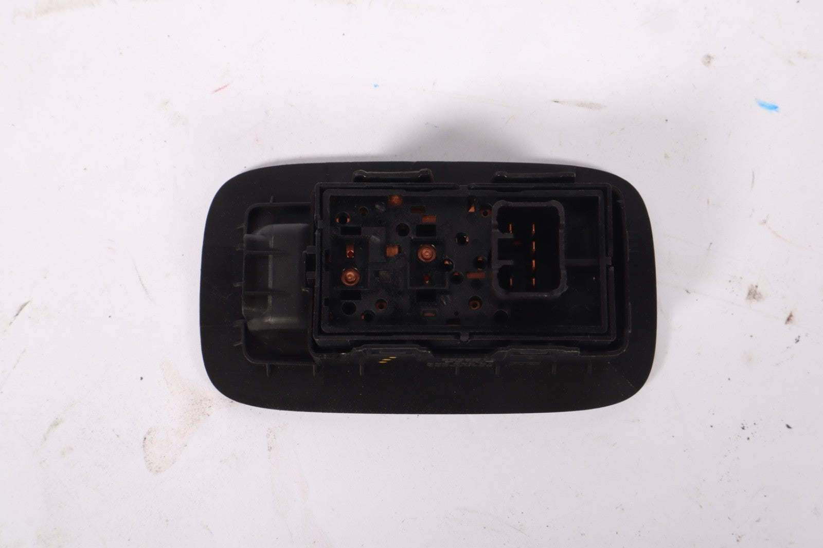 16-19 BUICK CASCADA SWITCH LEFT REAR RELEASE HANDLE BEZEL 13390286 13311236 OEM