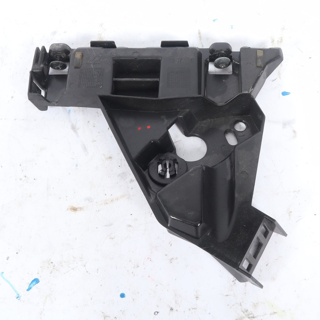 2016-2019 BUICK CASCADA FRONT BUMPER BRACKET RIGHT OEM 13350885