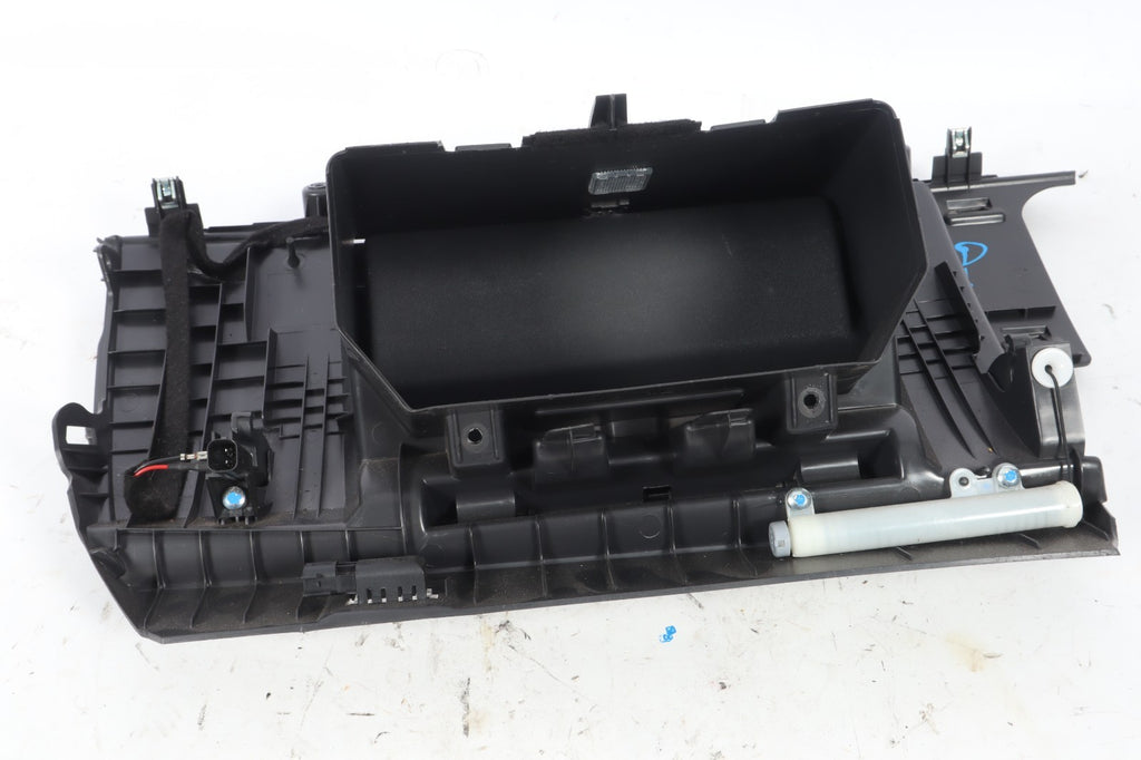 2006-2013 VOLVO C30 C70 GLOVE BOX COMPARTMENT ASSEMBLY OEM 39808621
