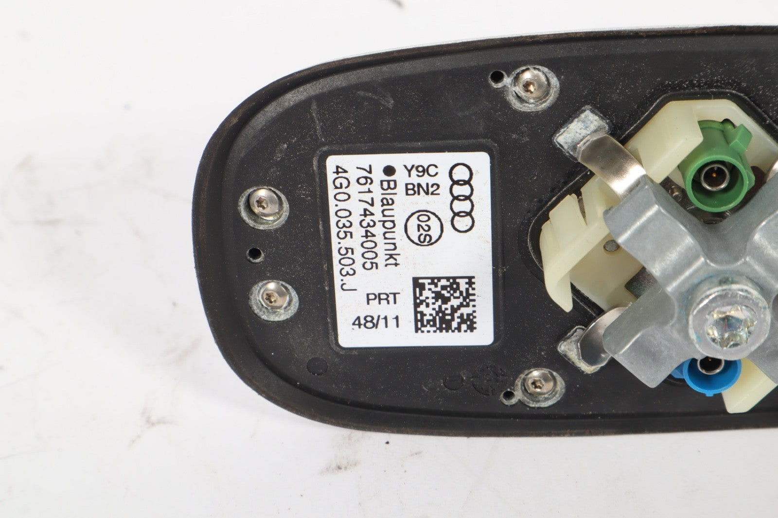 12-18 Audi A7 Quattro Exterior Roof Top Shark Fin Radio Antenna 4G0035503J Oem