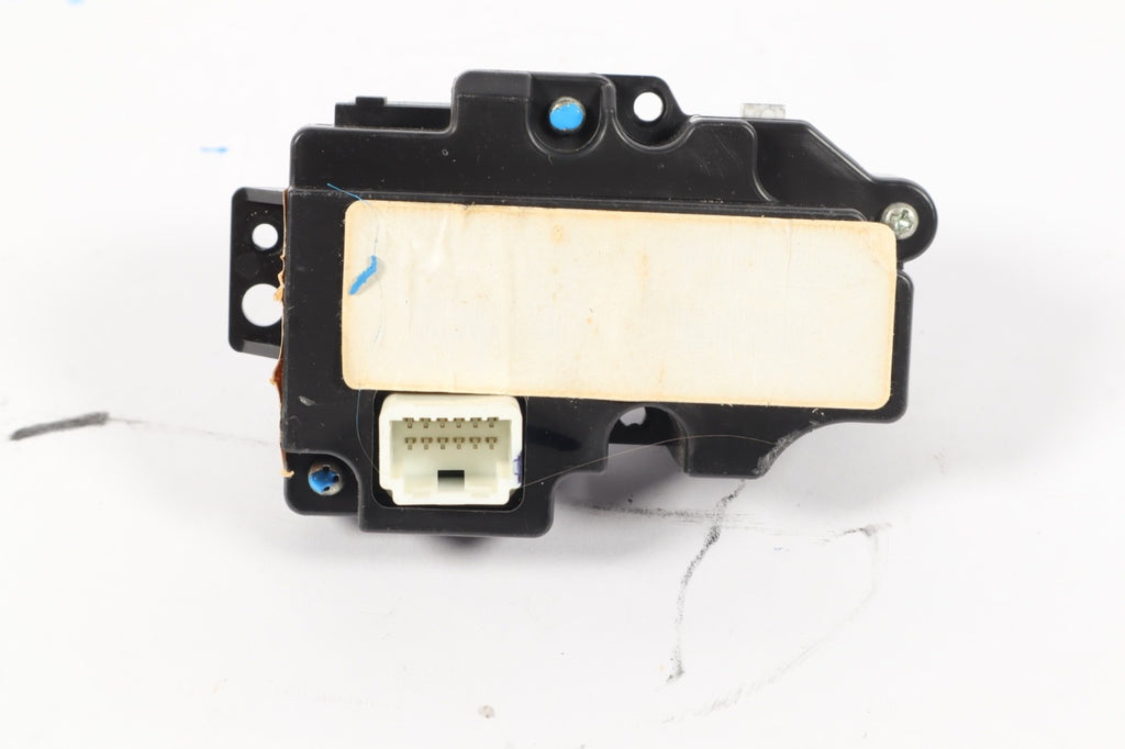 07-11 Armada 07-11 Pathfinder Radio AM FM Disc AUX Volume Switch 28395-ZQ01B OEM