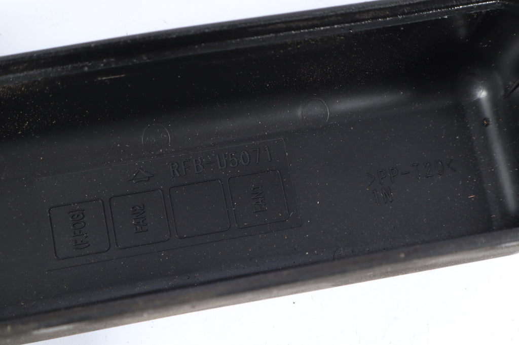 2010 MAZDA CX-9 FRONT RELAY FUSE BOX OEM