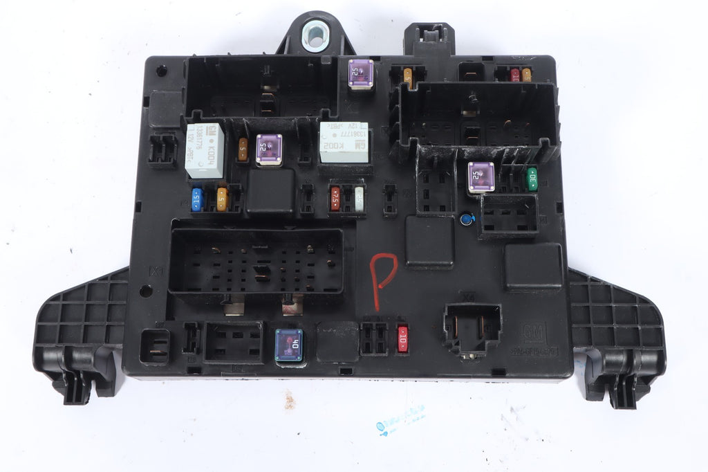 2016–2019 BUICK CASCADA BATTERY FUSE TERMINAL BLOCK OEM 365927271