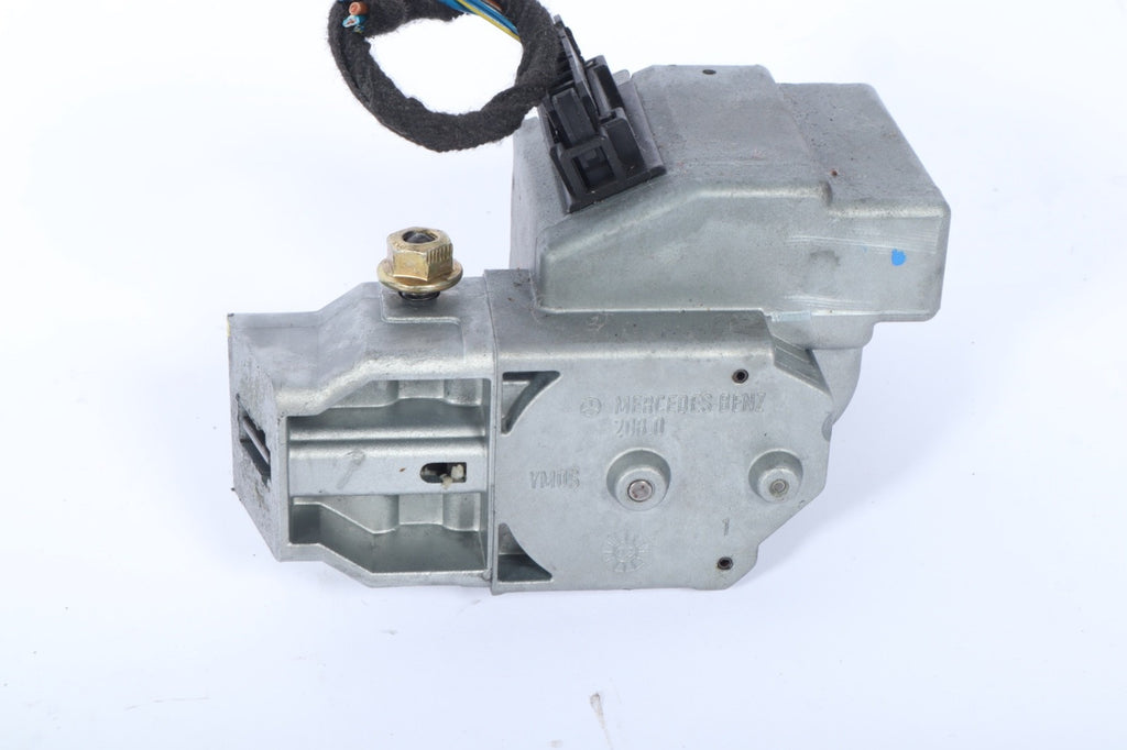 2001-2002 MERCEDES BENZ CLK230 IGNITION STEERING LOCK A2084620330 OEM