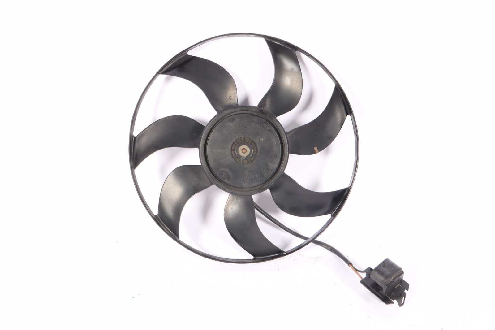2016-2019 BUICK CASCADA Electric Cooling Motor Fan Assembly 16470880 OEM